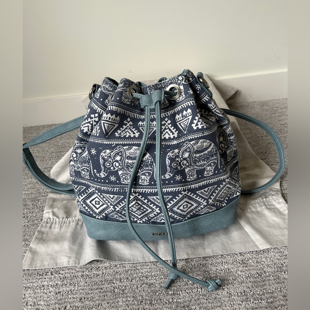 Dion fashion house elephant pattern purse